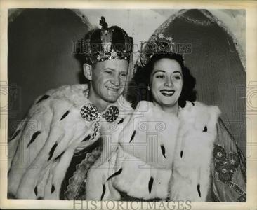 1947 Press Photo Sammy Kaye, Mimi Benzell of Met Opera at Lake Placid Sale 2025 Newest