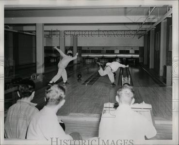 1949 Press Photo Boys Town - RRW06257 With Credit Card For Sale