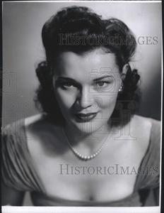 1949 Press Photo Joan Wheatley Fred Waring Show NBC - RSM15441 Best Store To Get Cheap Online