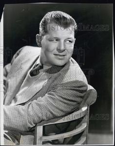 1948 Press Photo Top Comic Jack Carson in "Jack Carson Show" Really Cheap