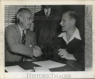 1949 Press Photo Cleveland Indian Baseball Club Sale, Ellie W. Ryan, Bill Veeck Buy Online Cheap