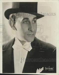 1948 Press Photo Frankie Ross at the RKO Boston Discount Wiki