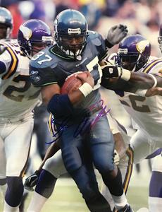 Shaun Alexander Autographed 8x10 Football Photo Hot Sale Cheap Pice