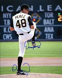 Oliver Perez Autographed / Signed Pitching 8x10 Photo Pay With Paypal For Sale
