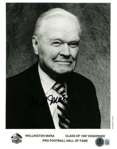 Wellington Mara Autographed New York Giants 8x10 Photo Beckett 45504 Extremely For Sale