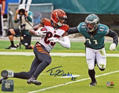 Tee Higgins Autographed/Signed Cincinnati Bengals 8x10 Photo Beckett 40653 Free Shipping With Credit Card