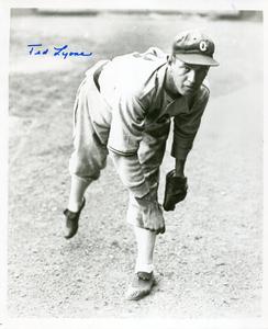 Ted Lyons Autographed 8x10 Photo Inexpensive For Sale