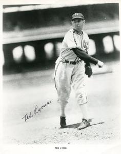 Ted Lyons Autographed 8x10 Photo Sale Footlocker