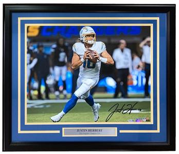 Justin Herbert Signed Framed 16x20 Los Angeles Chargers Photo Fanatics Stockist Online
