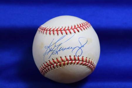 Ken Griffey Jr PSA DNA Autograph American League Signed Baseball 1 Free Shipping Fashionable