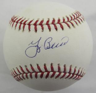 Yogi Berra Signed Auto Rawlings Baseball JSA CD18209 Outlet Classic