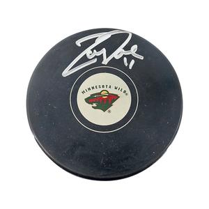 Zach Parise Minnesota Wild Autographed Signed Puck (Steiner COA) Enjoy Cheap Online