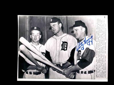 Whitey Herzog PSA DNA Signed 8x10 Original 1963 Wire Photo Tigers Autograph Shop Offer Online