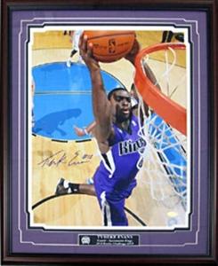 Tyreke Evans Autographed / Signed Framed Slam Dunk 16x20 Photo Discount Cheapest Pice