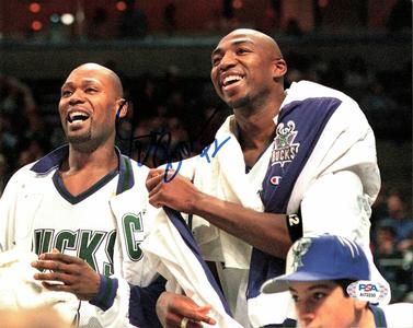 Vin Baker signed 8x10 photo PSA/DNA Milwaukee Bucks Autographed Supply