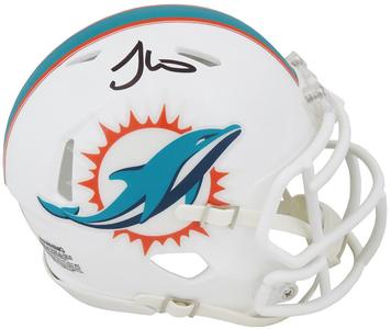 Tyreek Hill Signed Miami Dolphins Riddell Speed Mini Helmet - (SCHWARTZ COA) Top Quality For Sale