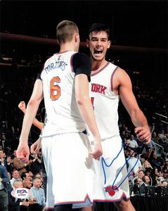 WILLY HERNANGOMEZ signed 8x10 photo PSA/DNA New York Knicks Autographed Cheap Pice Outlet