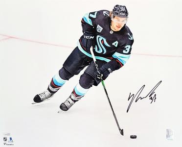 YANNI GOURDE AUTOGRAPHED 16X20 PHOTO SEATTLE KRAKEN FANATICS HOLO STOCK #209027 Cheap Sale Visit New