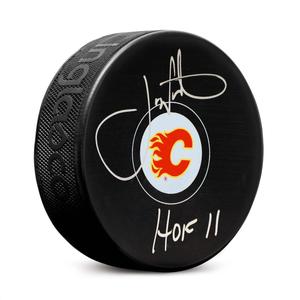 Joe Nieuwendyk Signed Calgary Flames Hockey Puck with HOF Note Footlocker Cheap Online