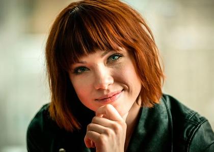 Carly Rae Jepsen i ruka Clearance Online Amazon