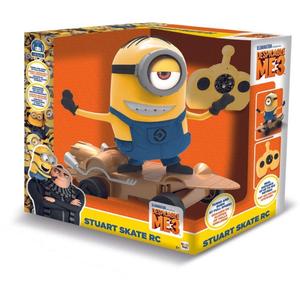 Minions Personaggio con Veicolo R/C, Stuart con Skate Telecomandato Finishline