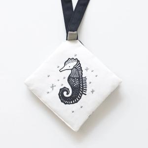 Wee Gallery Crinkle Pages Stroller Toy - Ocean Sast Online