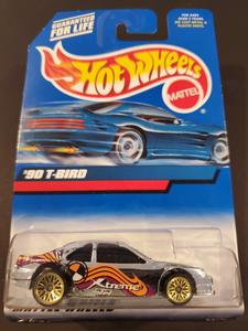 Hot Wheels - '90 T-Bird Stocker - 2000 Cheap Pirce