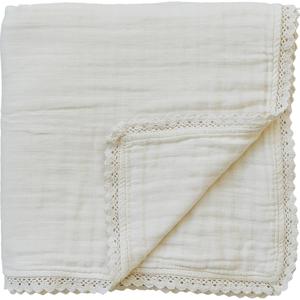 Cream Lace Muslin Quilt Professional