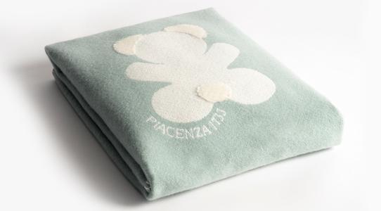 Coperta culla verde Sale Huge Surprise