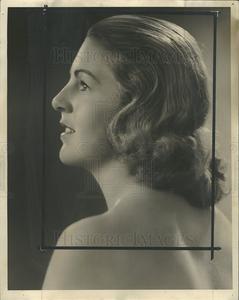 1941 Press Photo Leburta Gates Daughter Gates Rubber Co Countdown Package Cheap Online