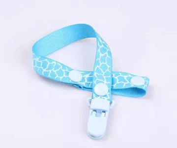 Blue Giraffe Pacifier Clip Outlet Excellent