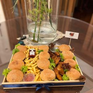 Munch On It - Large Outlet Collections