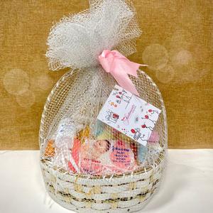 Johnsons & Johnsons Baby Gift Basket Tumblr