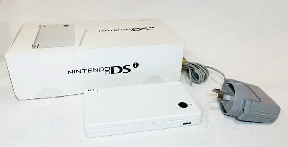 Console | Nintendo DSi | Boxed White DSi Console   Charger Clearance How Much