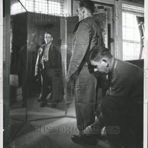 1951 Press Photo Army Tailor measure uniform for cut New Arrival Cheap Pice