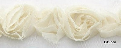 MM: Je t'Aime - Ribbon Rose Cream  (metervis) For Sale 2025