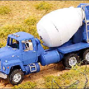 Ford 9000 Cement Truck Top Quality Cheap Pice