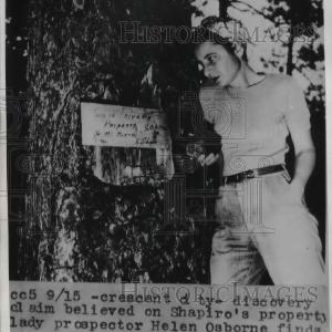 1946 Press Photo Sign on Tree Stating Private Property - neb51903 Buy Cheap 100% Guaranteed