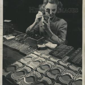 1951 Press Photo Atomic Radiation Iinstrument meter Recommend Cheap Online