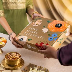 Slurrp Farm & Mille Pancakes and Chocolate Oats Gift Box Amazon Cheap Pice