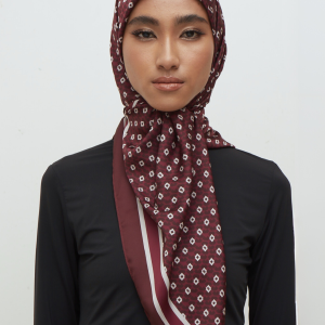 Potret Amara in  Persian Cherry Discount Choice