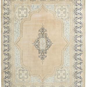 Vintage Kerman Fine Collection: Antique Persian Hand-Knotted Rugs in Stonewashed, Recoloured Finishes289 cm x 382 cm Sale Discount