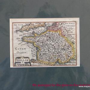 1665 - France - Gallia - Antique Map Authentic For Sale