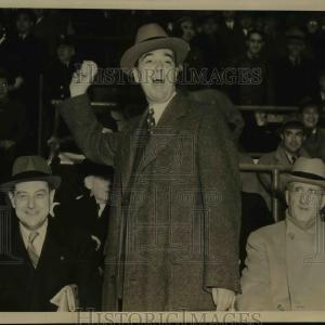 1940 Press Photo Brooklyn Dodgers Defeat New York Giants in Opening Game 12 to 0 Cheap In China