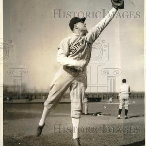 1936 Press Photo Handy Andy Pilney, Notre Dame Free Shipping 100% Original