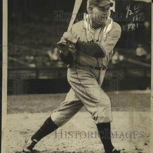 1933 Press Photo New York Giants 1st Baseman Sam Leslie - ftx02891 Buy Cheap Official Site