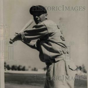 1940 Press Photo Myron Mike McCormick Outfielder Cincinnati Reds Baseball Team Browse For Sale