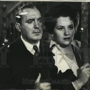 1943 Press Photo Pat O'Brien & Ruth Warrick star in "The Iron Major" - RSL08727 Outlet Official Site