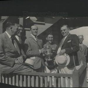 1932 Press Photo Sharpshooter A.C. Bostwick Wins Trophy Cheap Outlet Store