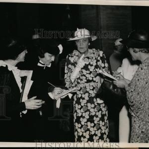 1936 Press Photo Ruth Hanna McCormick interviewed at Republican Convention Sale Wide Range Of
